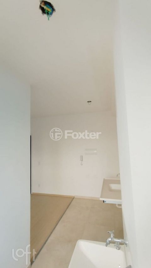 Image 8 - 893550