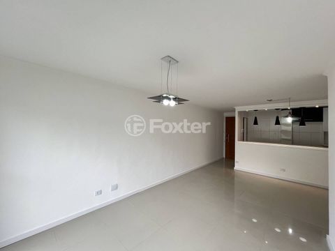 Image 4 - 893584