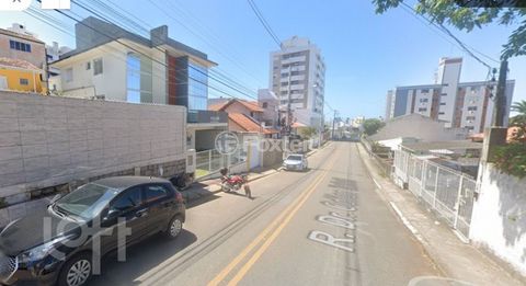 Image 2 - 893658
