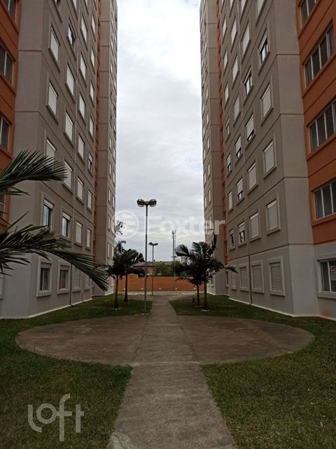 Image 4 - 893663