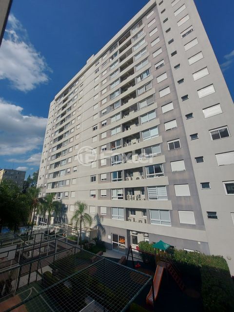 Image 2 - 893677