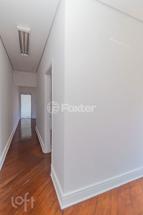Image 7 - 893732
