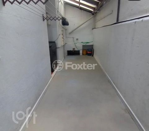 Image 7 - 893761