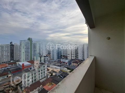Image 7 - 893774