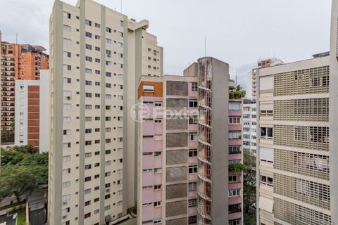 Image 3 - 893804