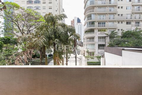Image 6 - 893848