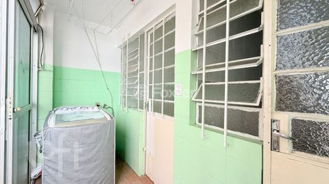Image 19 - 893859