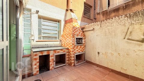 Image 16 - 893859