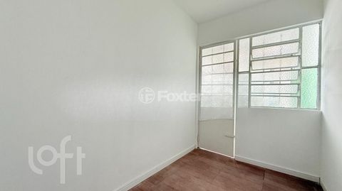 Image 13 - 893859