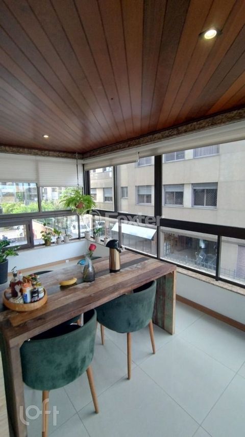 Image 3 - 893878