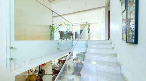 Image 11 - 893899