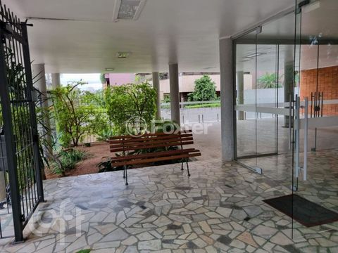 Image 7 - 893971