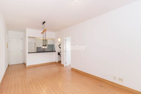 Image 7 - 893973