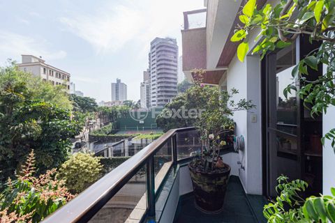 Image 2 - 893975