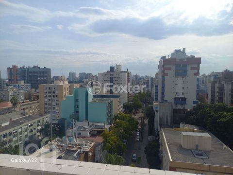 Image 5 - 893981