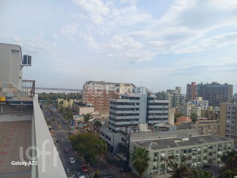 Image 4 - 893981