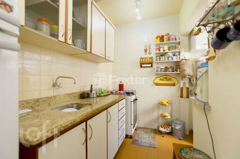 Image 7 - 893981
