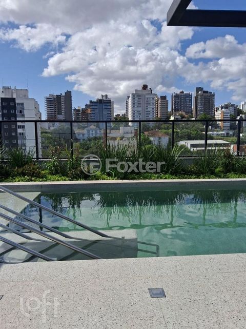 Image 8 - 894003