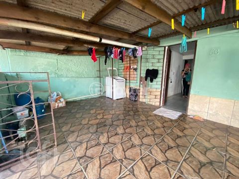 Image 0 - 894005