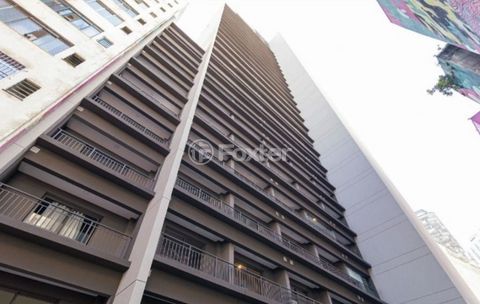 Image 7 - 894066
