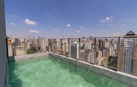 Image 15 - 894066