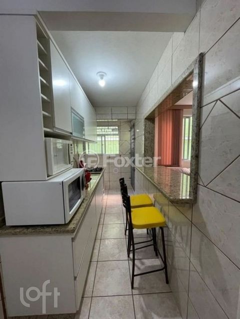 Image 1 - 894078
