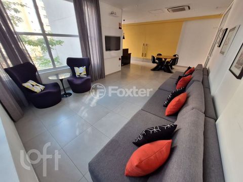 Image 9 - 894101