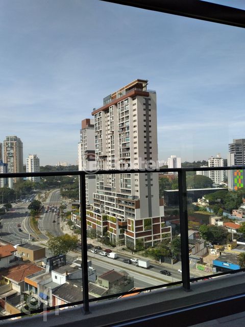 Image 1 - 894136