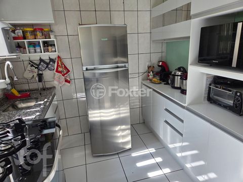 Image 7 - 894152