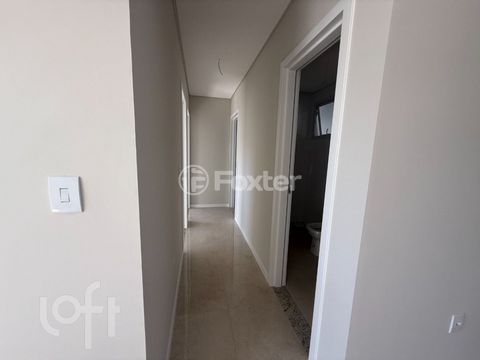 Image 6 - 894153