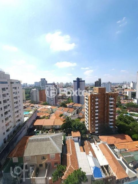 Image 5 - 894157