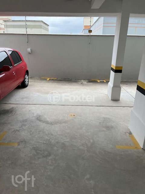Image 6 - 894164