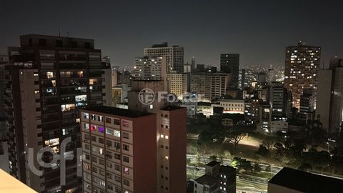Image 9 - 894183