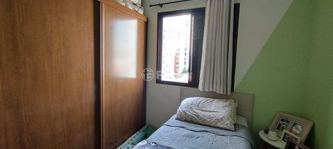 Image 8 - 894229
