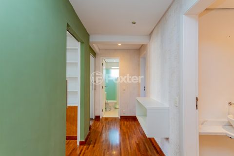 Image 7 - 894231