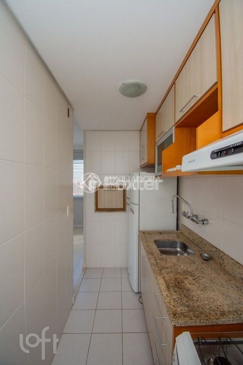 Image 4 - 894288