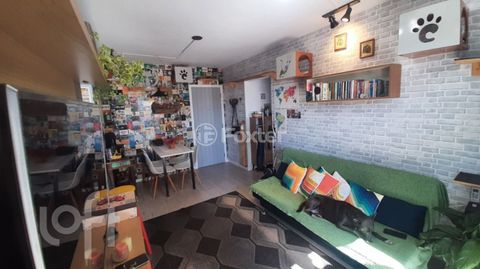 Image 7 - 894300
