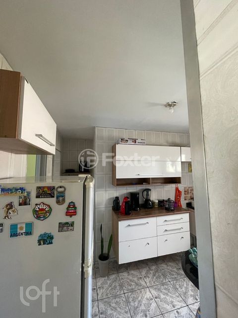 Image 2 - 894302