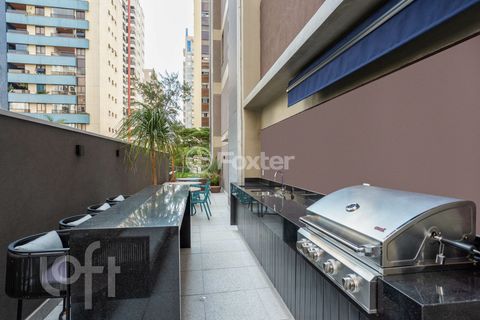 Image 7 - 894307