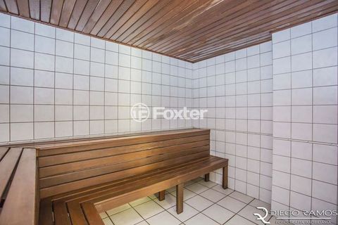 Image 8 - 894351