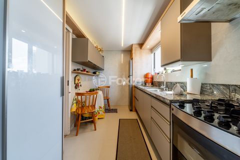 Image 9 - 894351