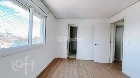 Image 7 - 894359
