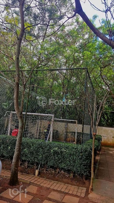 Image 8 - 894361