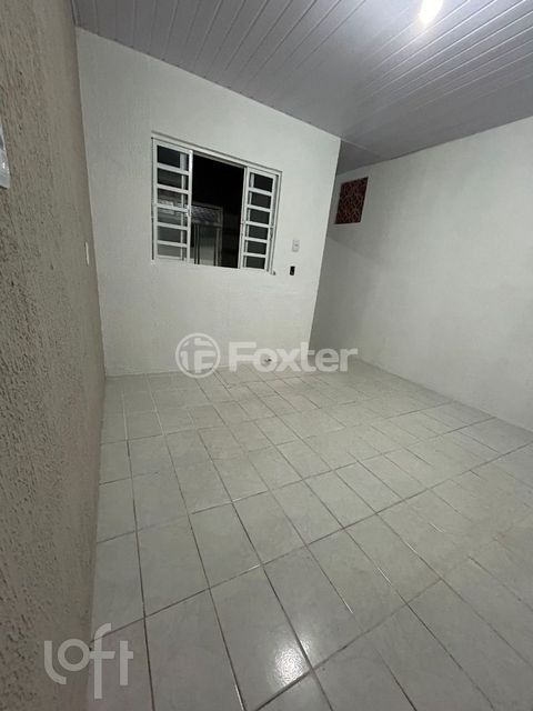 Image 5 - 894362