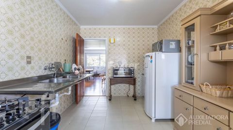 Image 3 - 894363