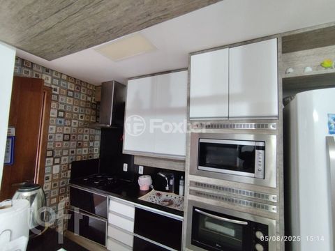 Image 7 - 894393