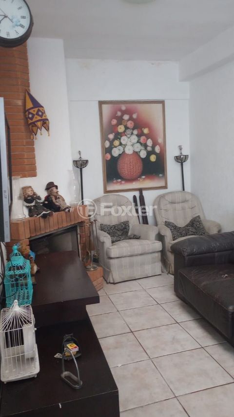 Image 9 - 894400