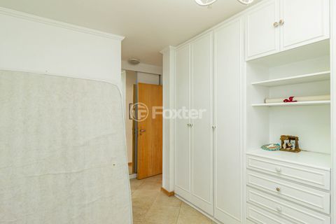 Image 7 - 894421