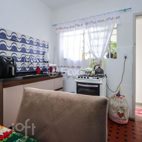 Image 6 - 894444
