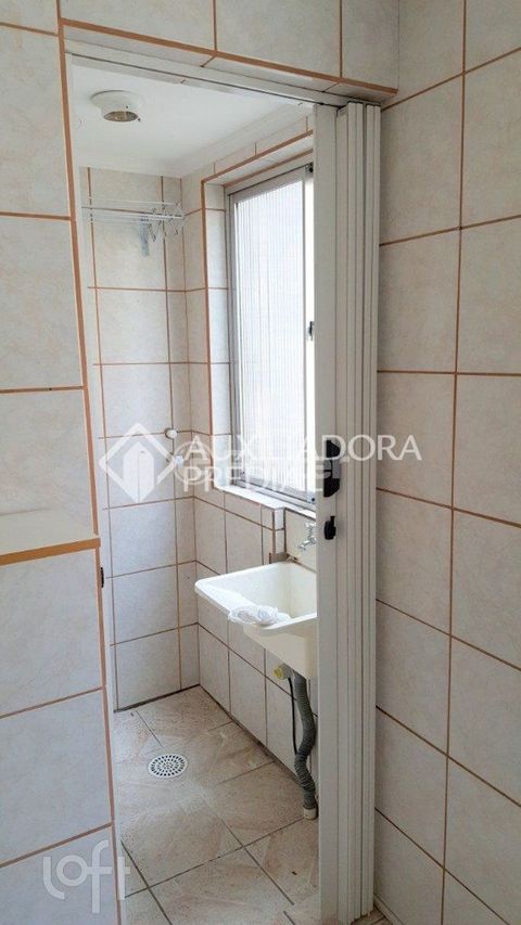 Image 7 - 894466